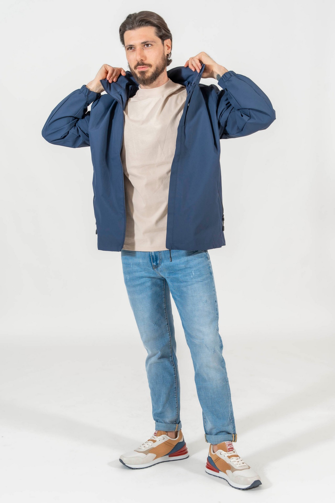 Uomo